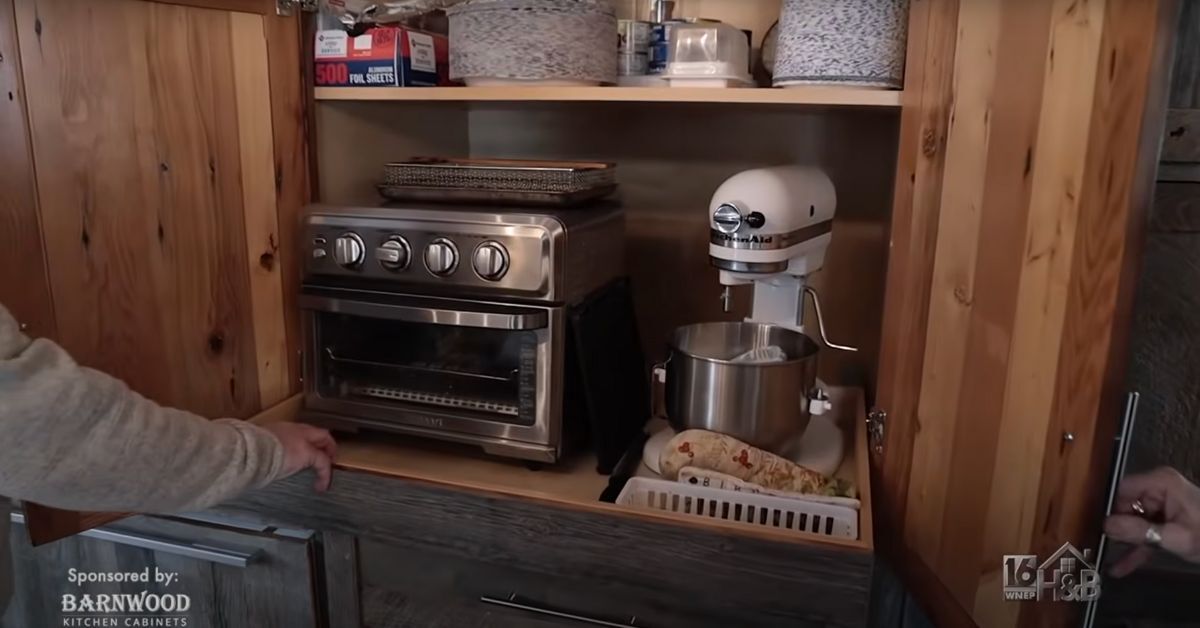 8 Tips for Maximizing Storage in Rustic Kitchens