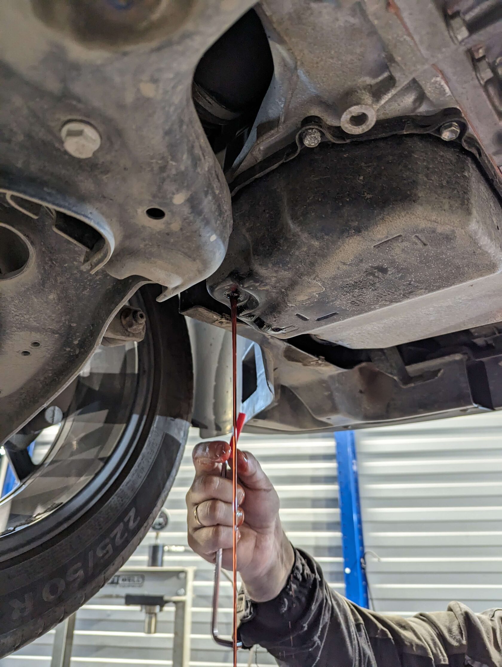 Слив масла из поддона Aisin 09G