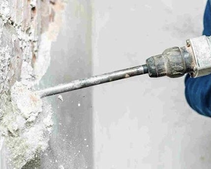 постоянный ремонт стен из-за повышенной влажности в стене и появления грибка и других вредных бактерий