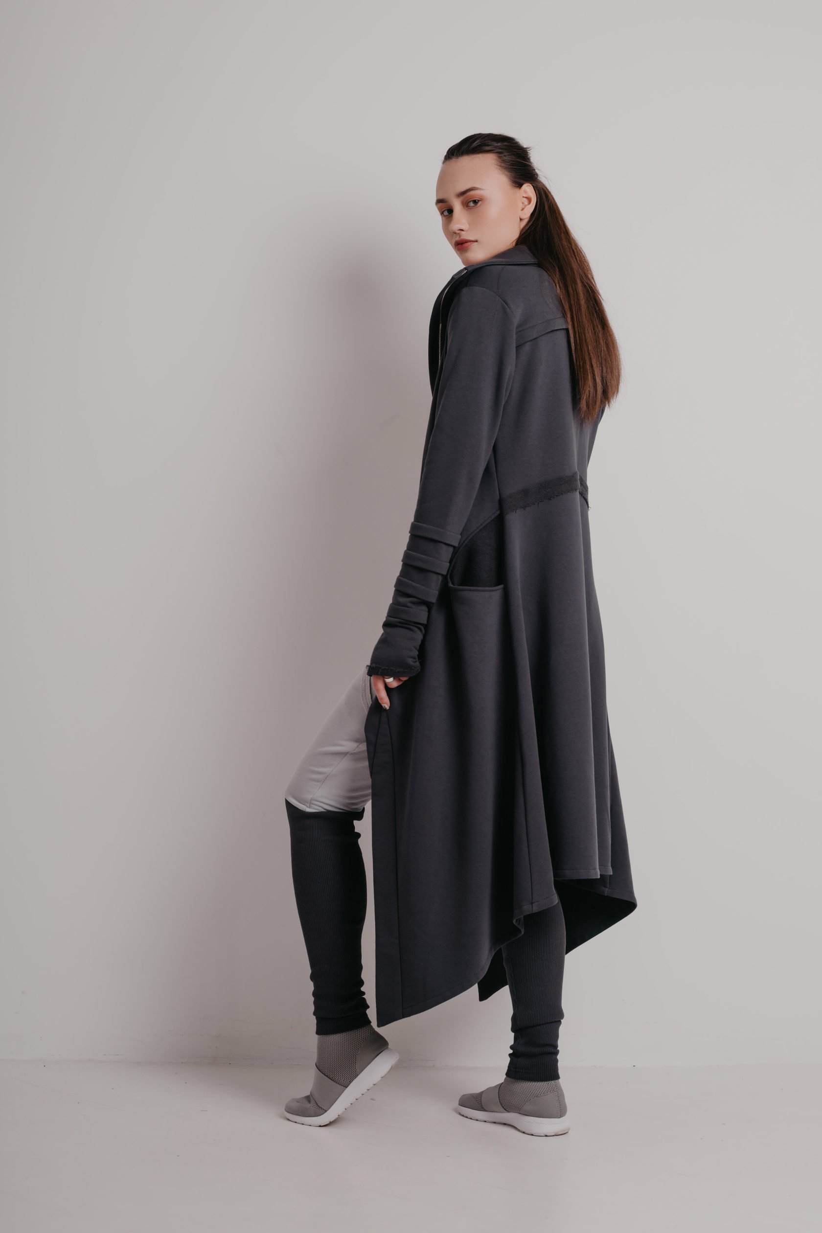 Фрак УНИКАЛЬНЫЙ графит - L - Графит