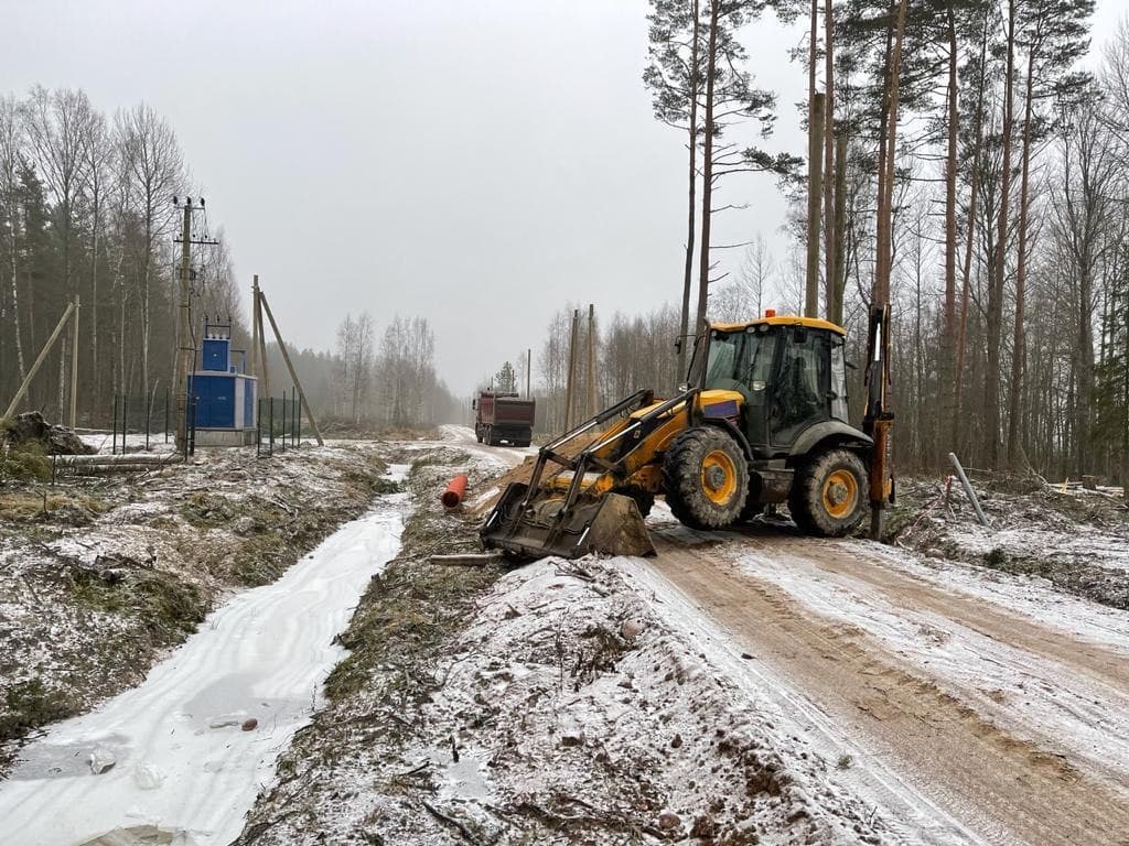 Александровская ленинградская область. Озеро Александровское коттеджный поселок. Коттеджный поселок озеро озеро Александровское. ДНП Приморское озеро Александровское. Озеро Александровское коттеджный поселок отзывы.