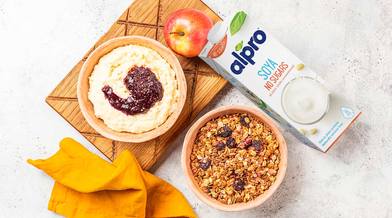 Рисовая каша и мюсли с вишней на соевом молоке Alpro