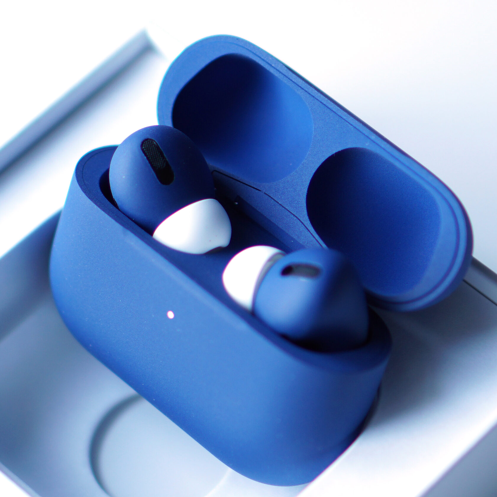 Airpods pro дата. AIRPODS Pro 2. Аирподс 3. AIRPODS Pro 2 Blue. AIRPODS Pro 3.