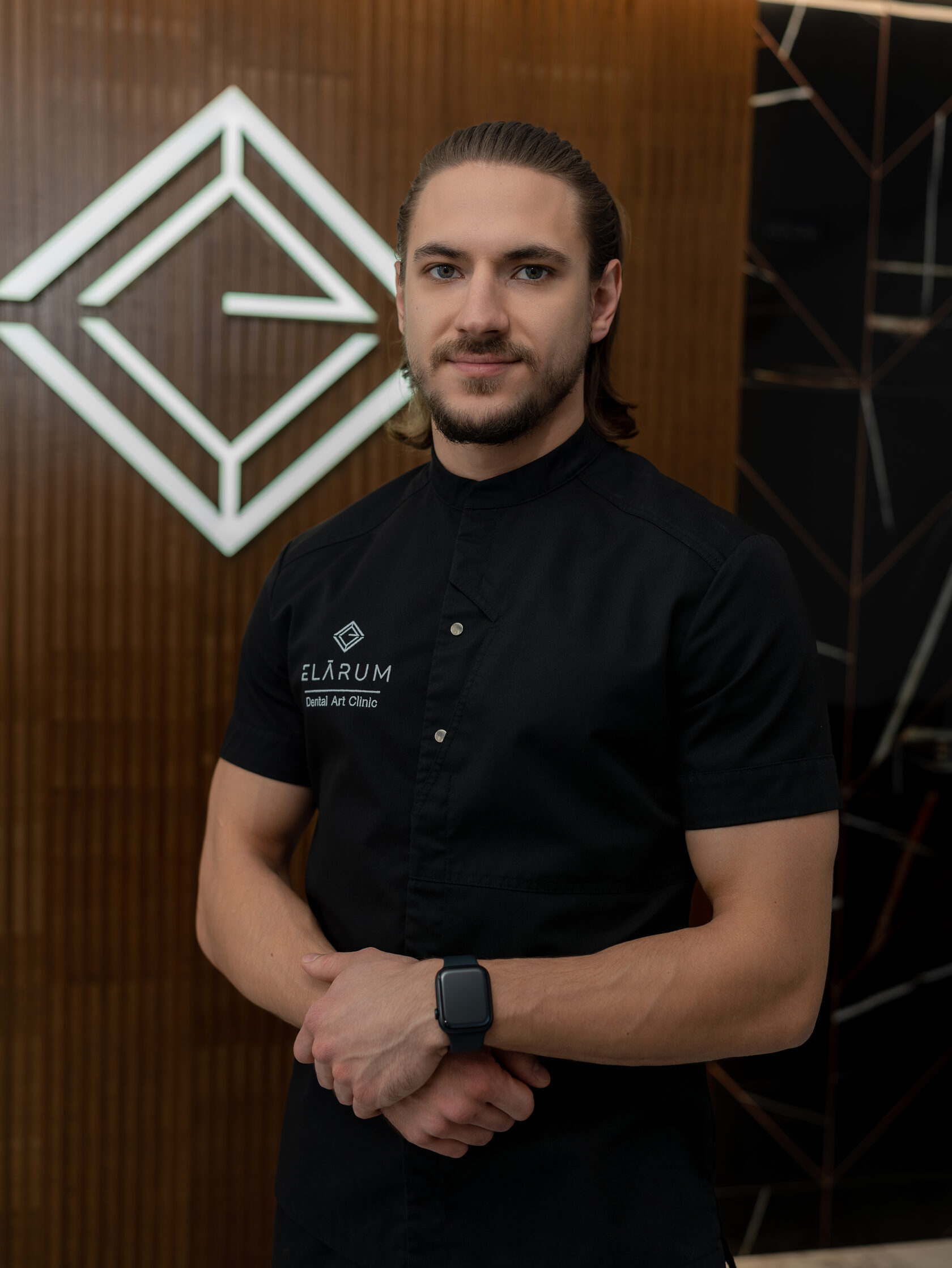 Клиника "Elarum" Dental Art Clinic