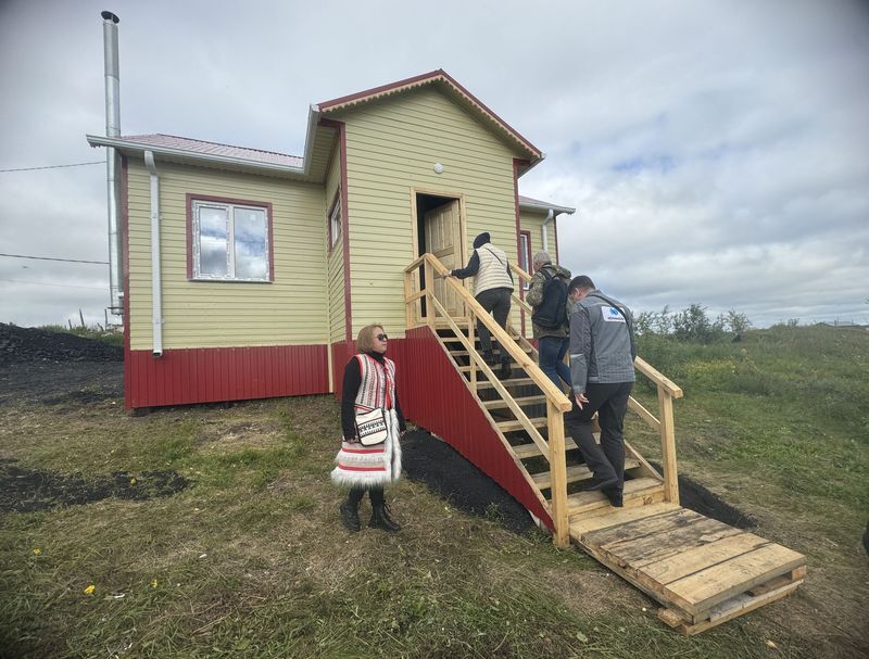 The program to promote the social and economic development of the small-numbered indigenous peoples of the Taymir: a new house built by Nornickel