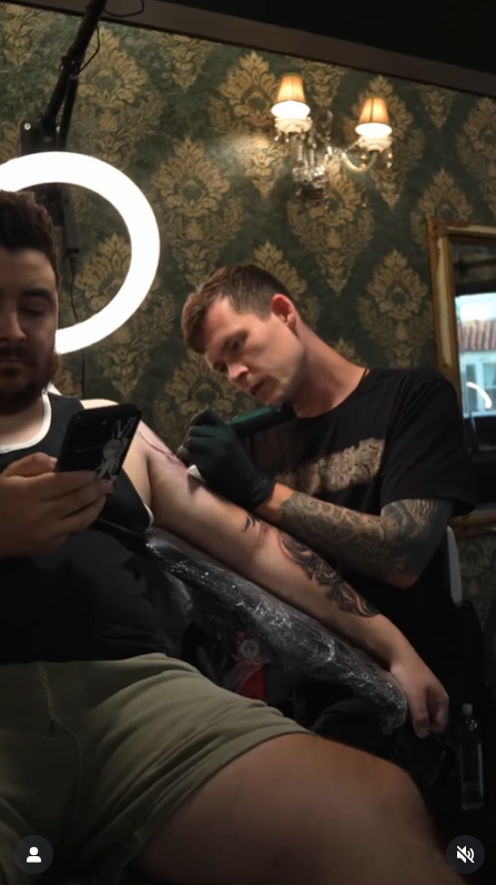 What to do during a tattoo session