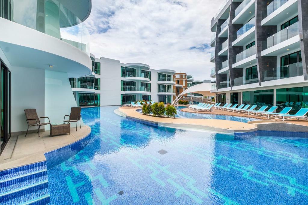 Эксклюзив тревел. Absolute Twin Sands Resort&Spa. Отель Lets Phuket Twin Sands. Пхукет летс релакс. Кондоминиум Twins.