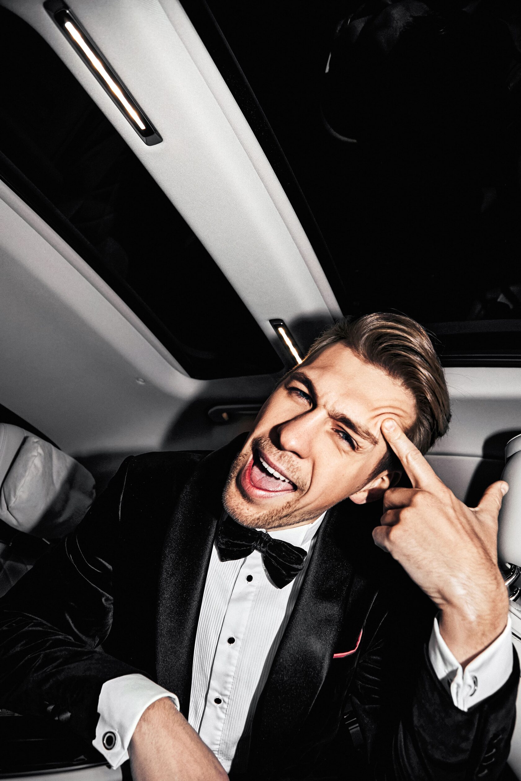 Ведущий публичных мероприятий Никита Анисимов