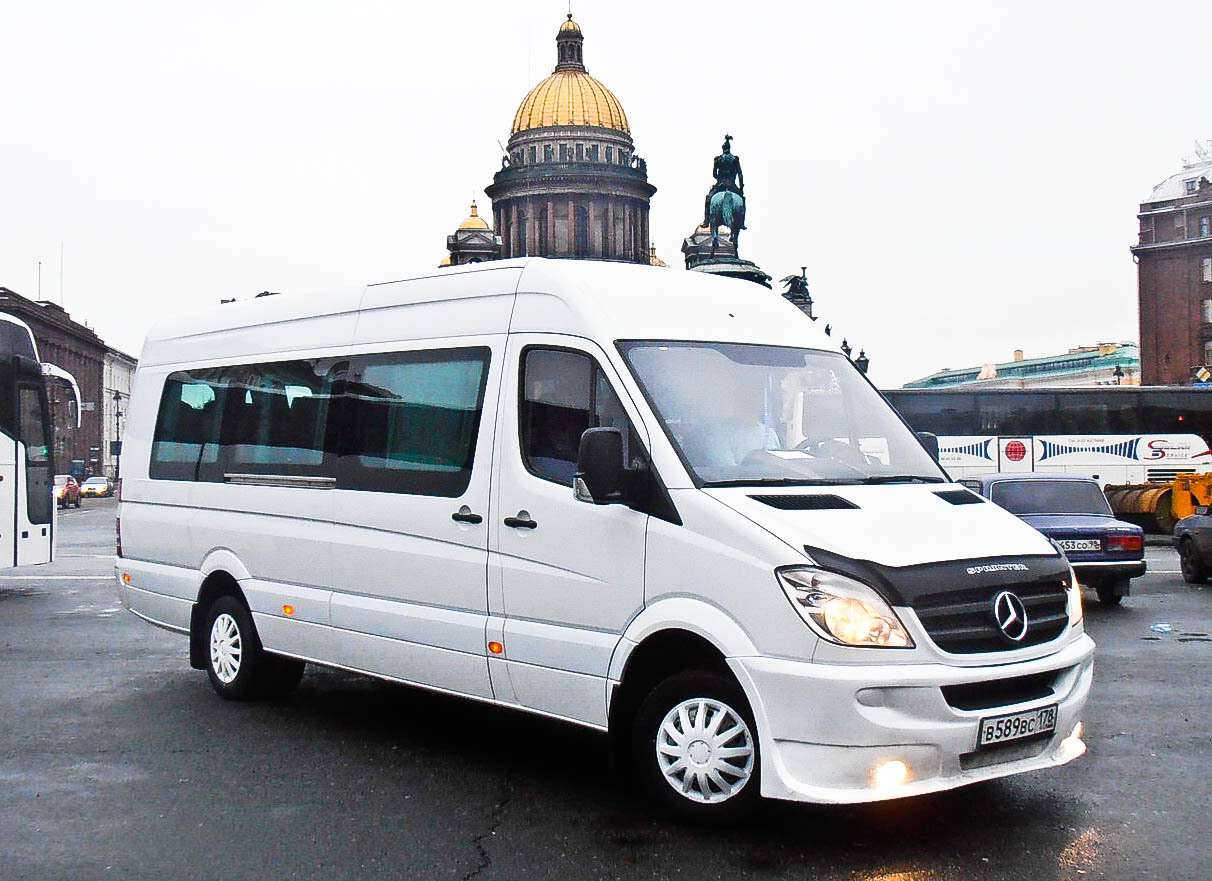 Микроавтобус Mercedes Sprinter