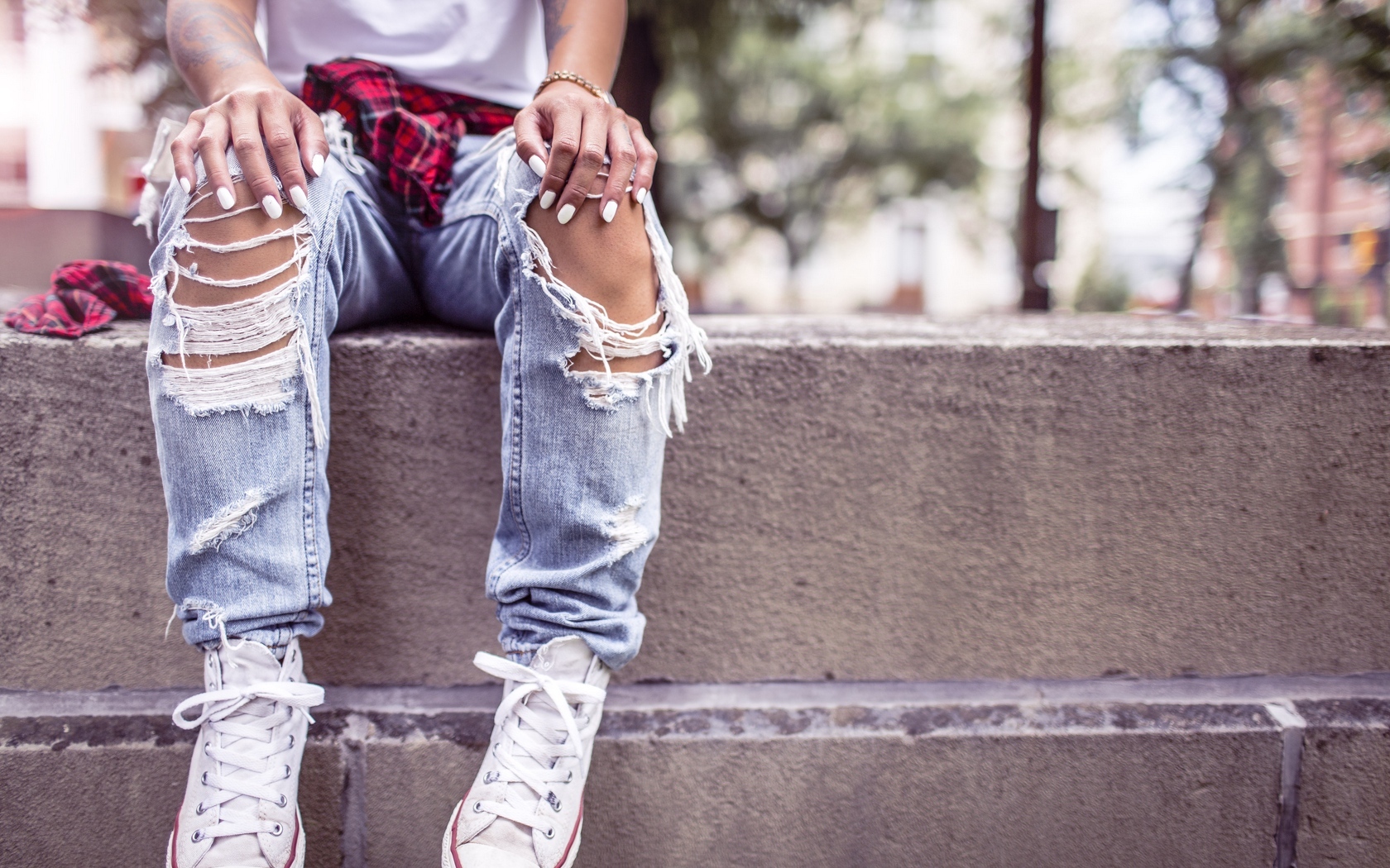Супер-современная идея: как обновить джинсы и сделать их ультрамодными!