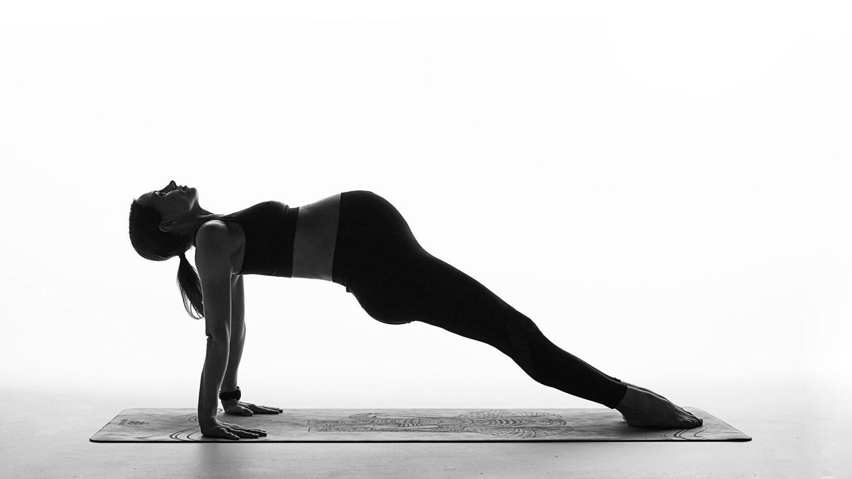 Курс йоги для беременных Йога для двоих Milky Vegan Yoga
