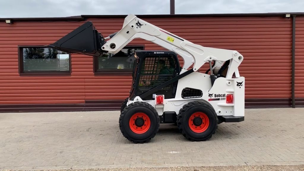 Мини-погрузчик BOBCAT S850