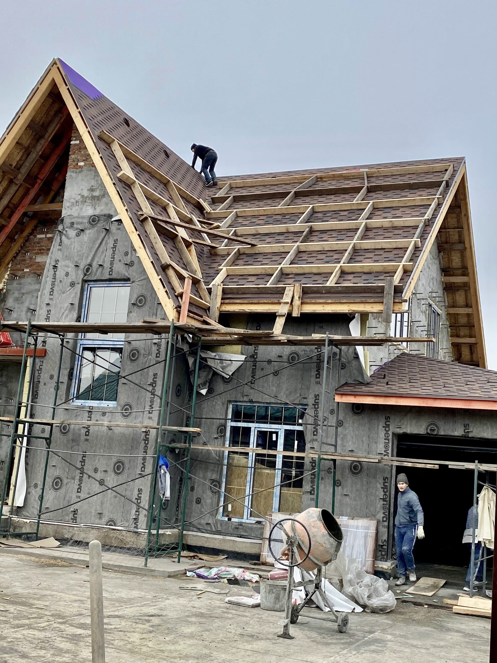 Установка кровли