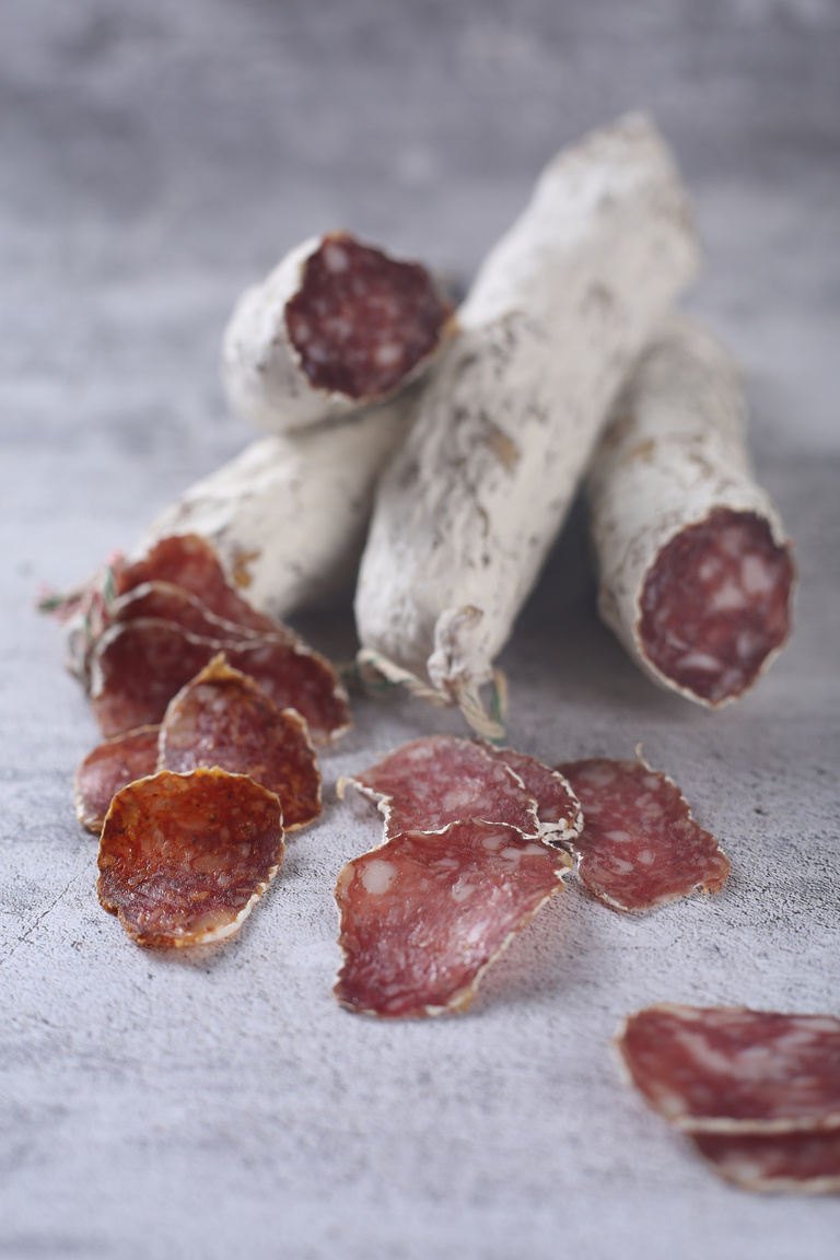 Салюмерия - производство ручных итальянских колбас