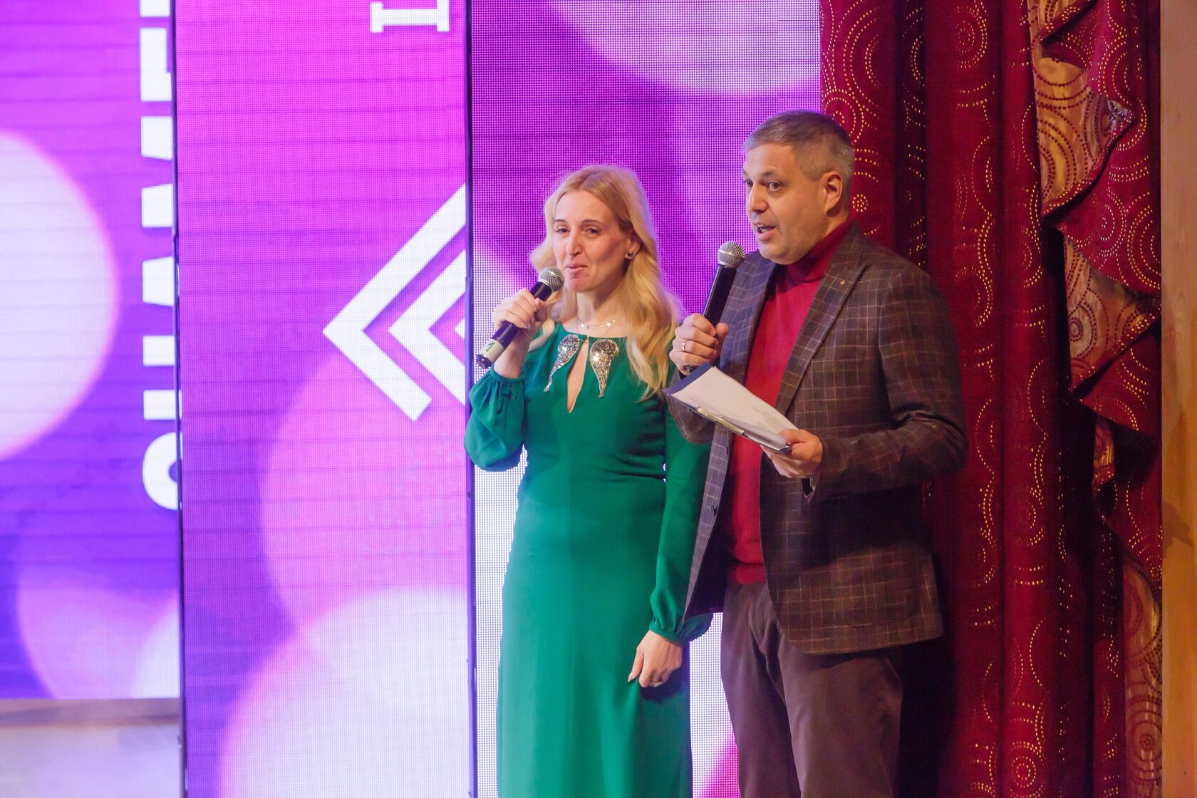 Мюзикл дракула на льду. Волосы спектакль театра стаса намина. Мюзикл спб. Маша и витя спектакль. 15 мюзиклов.