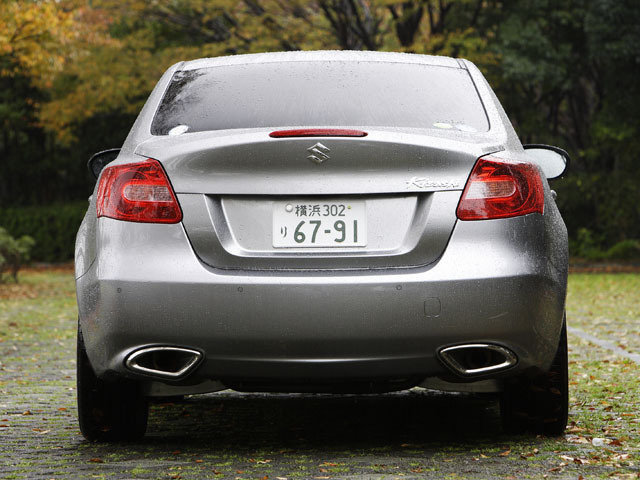 Suzuki Kizashi 2015