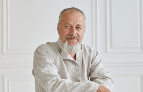 Вячеслав Роду ведущий игры