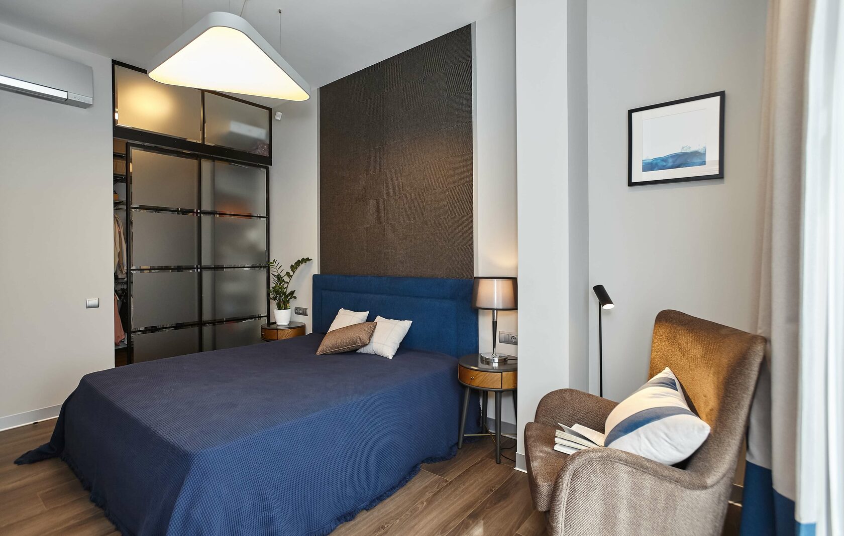 Зиларт - Дизайн интерьера спальни, кресло, кровать, шкаф