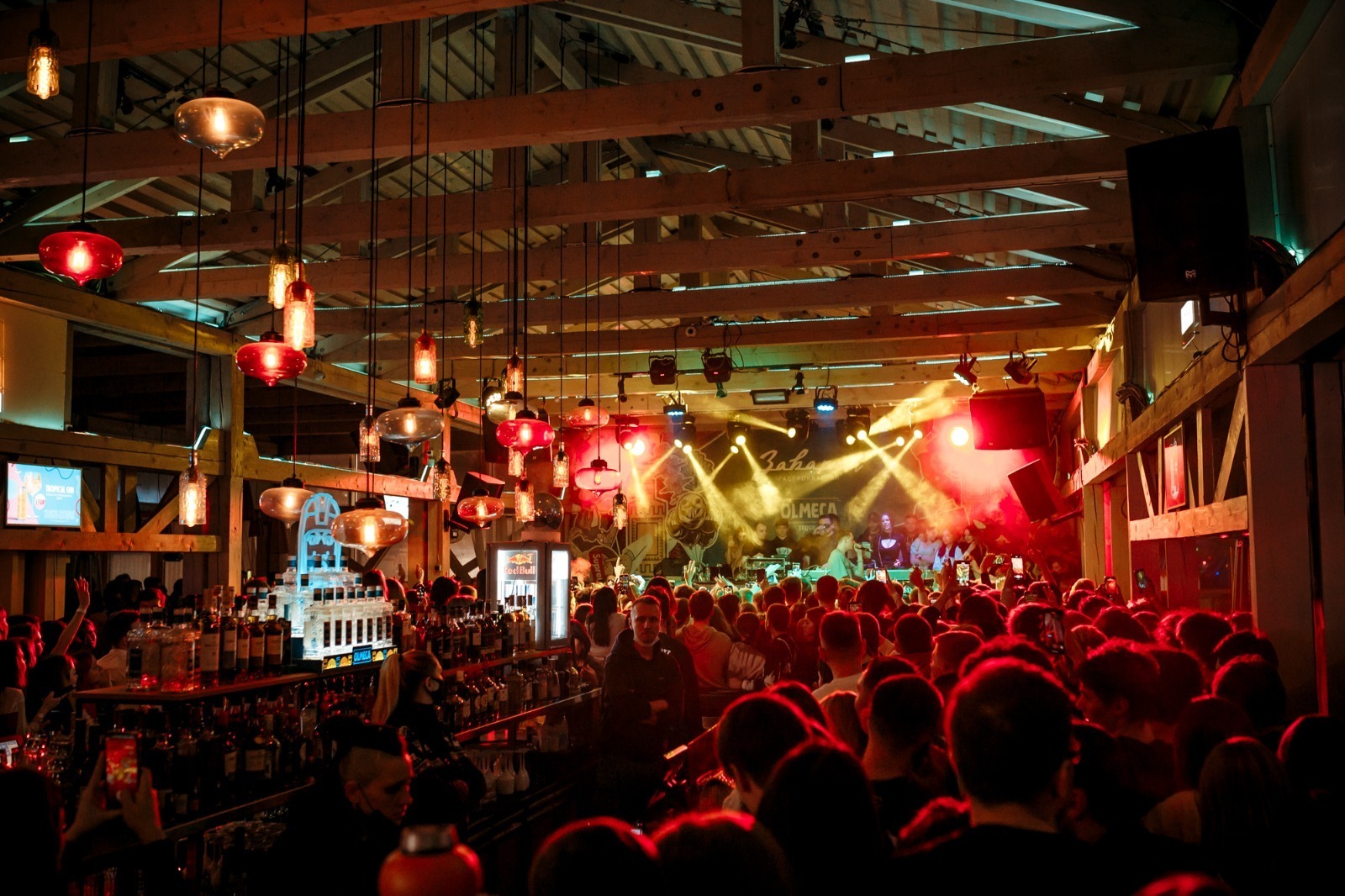 Лофт для выпускного в Москве