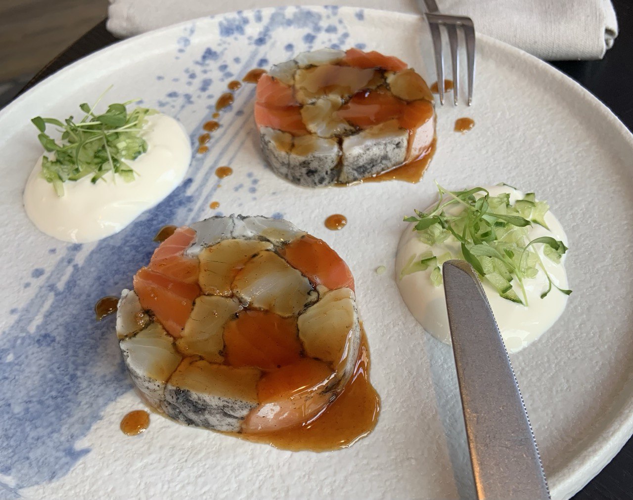 Ассорти из трех видов рыб