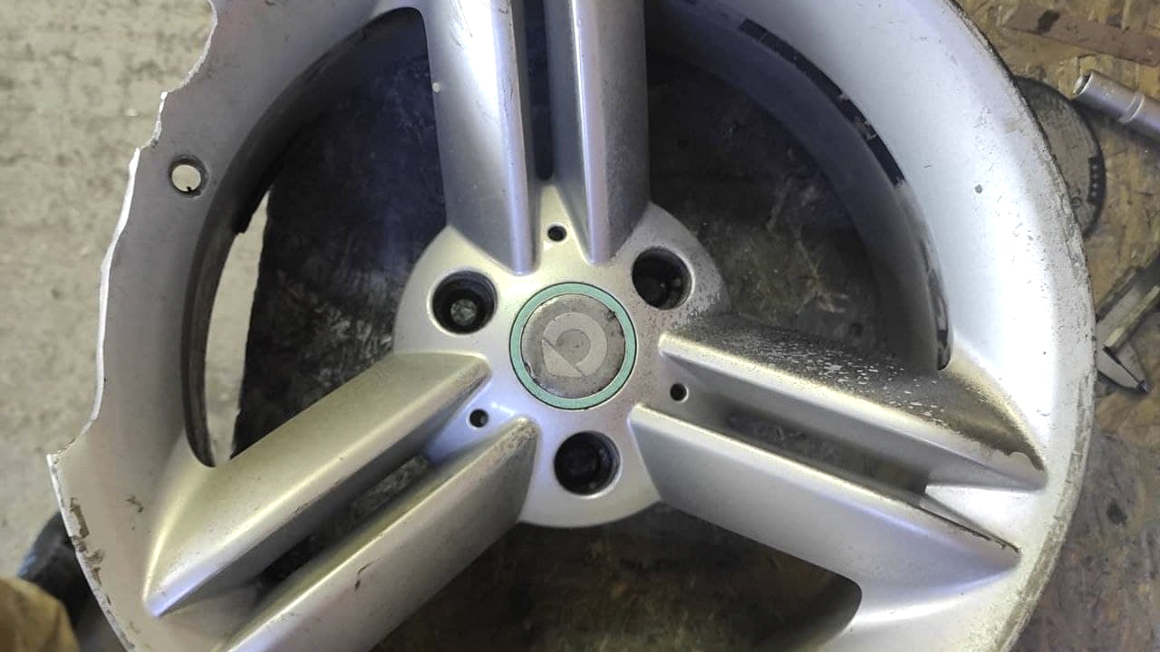 круглосуточный шиномонтаж и техцентр