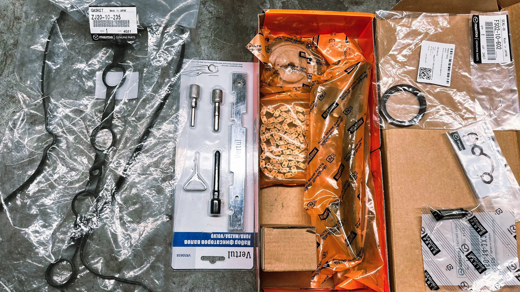 Новая цепь ГРМ и комплектующих готова к установке на Mazda 3 в автосервисе 4AUTO