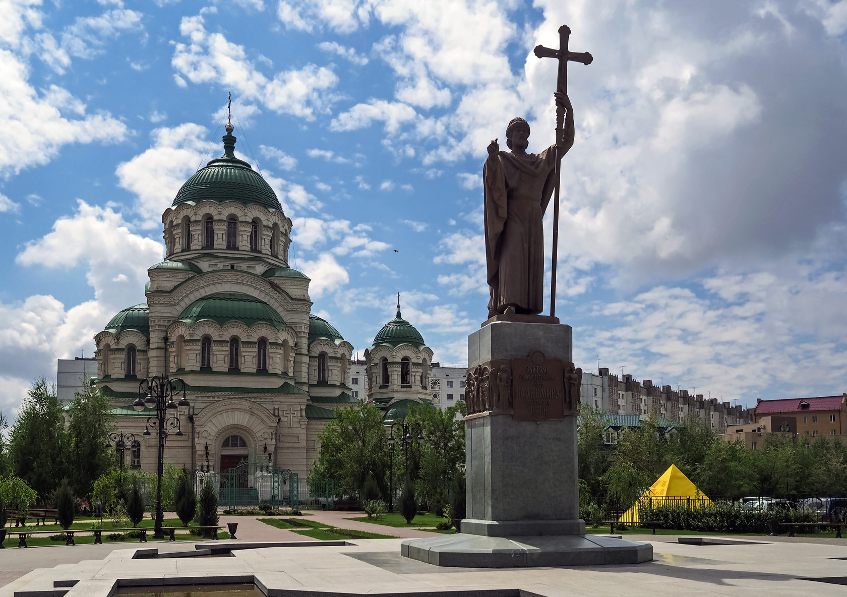 астрахань храм святого владимира