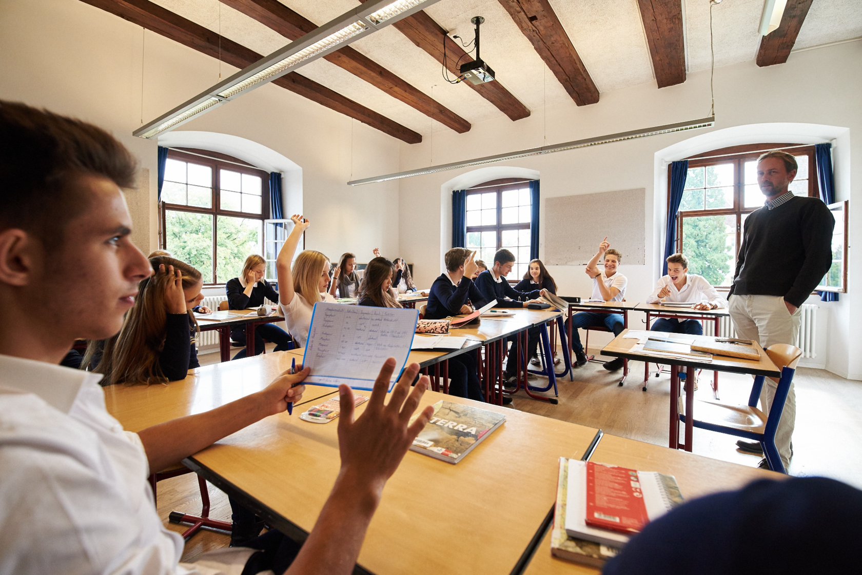 Die schule. Залем школа Германия. Образование в Германии гимназия. Средняя старшая школа в Германии. Немецкая средняя школа в Германии.