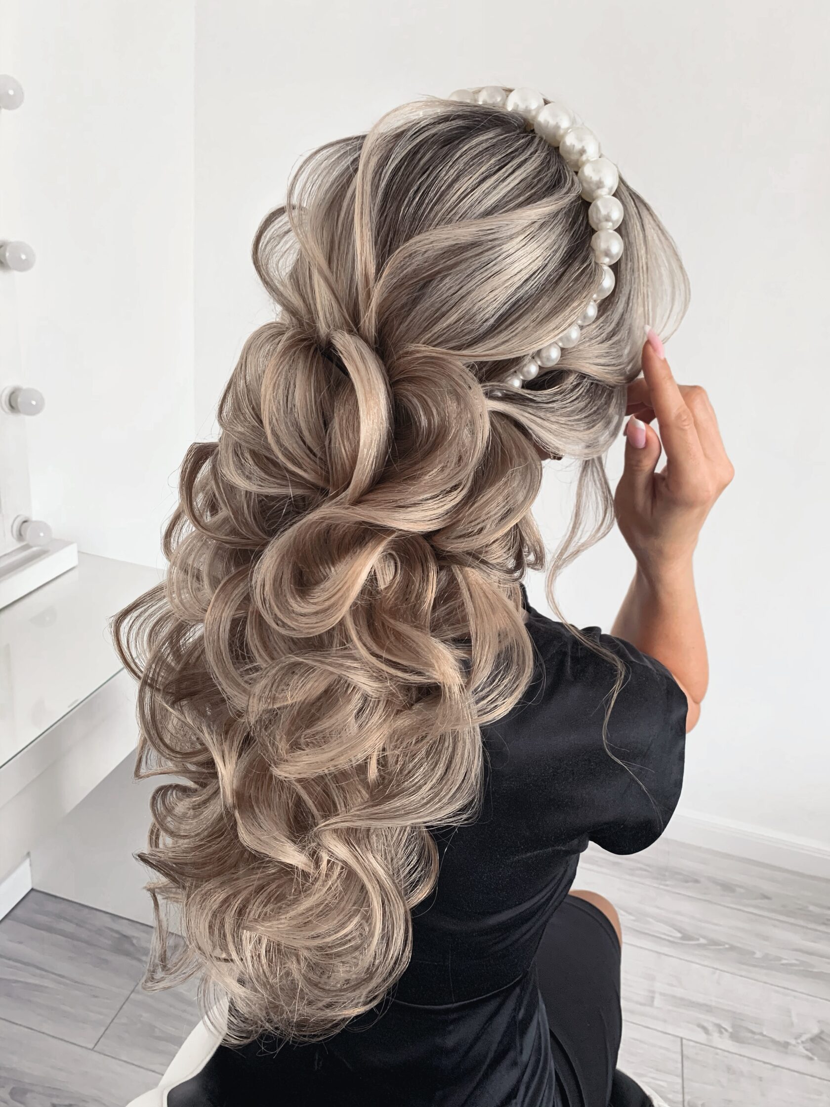 Греческая причёска