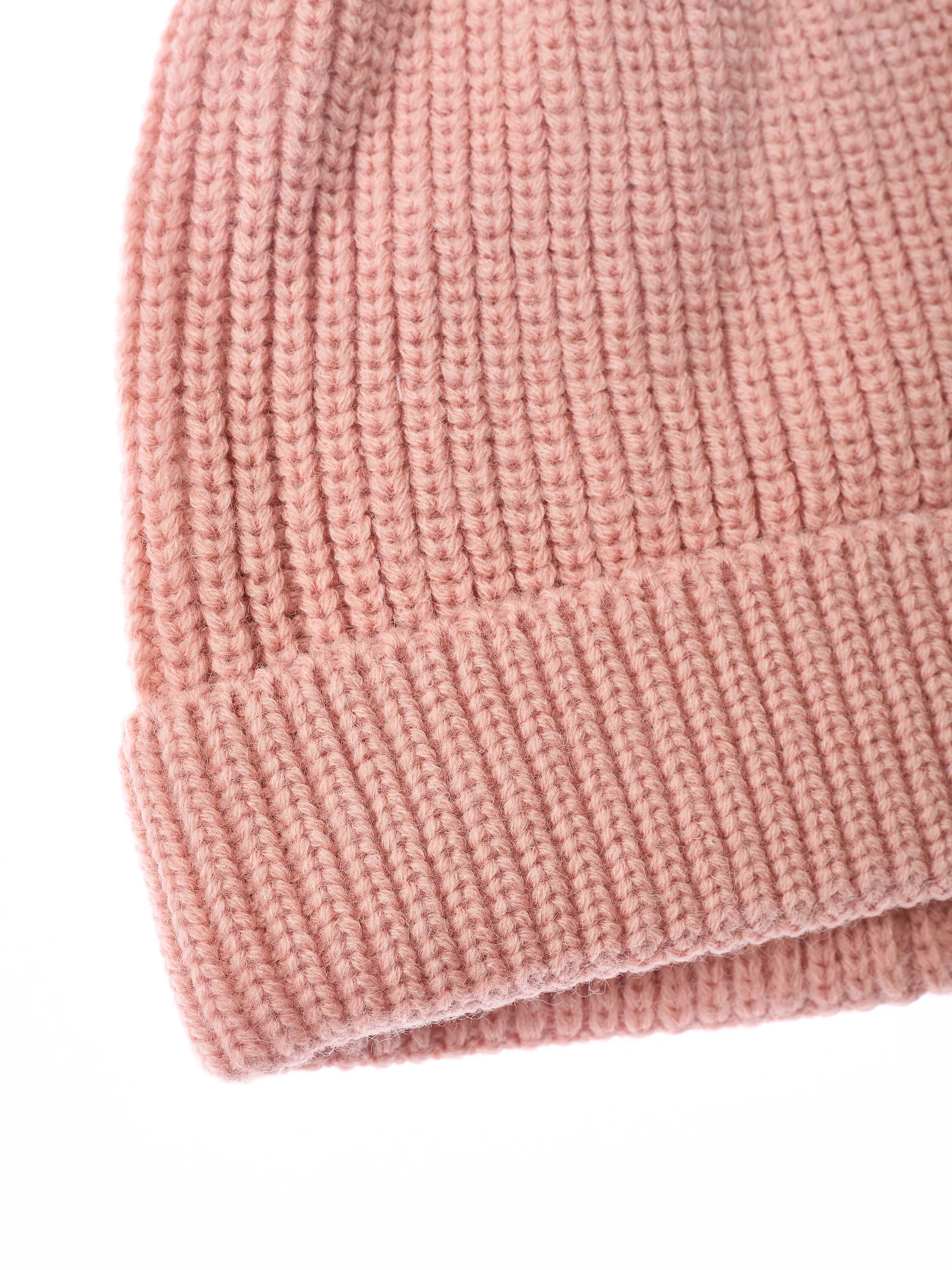 Фото трикотажных изделий для сайта на белом