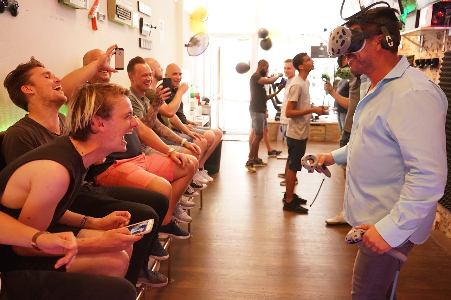 VRGHENGVRGH ArcadeVirtual Reality Arcade in Amsterdam City Center