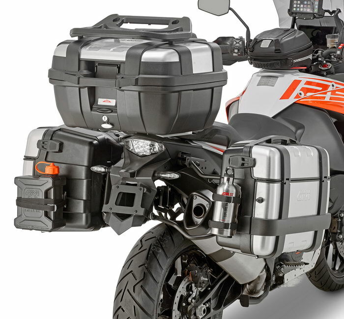 Кофры ktm. Боковые кофры KTM. Trekker 2 2023. Крепление кофров на КТМ Дюк 790.