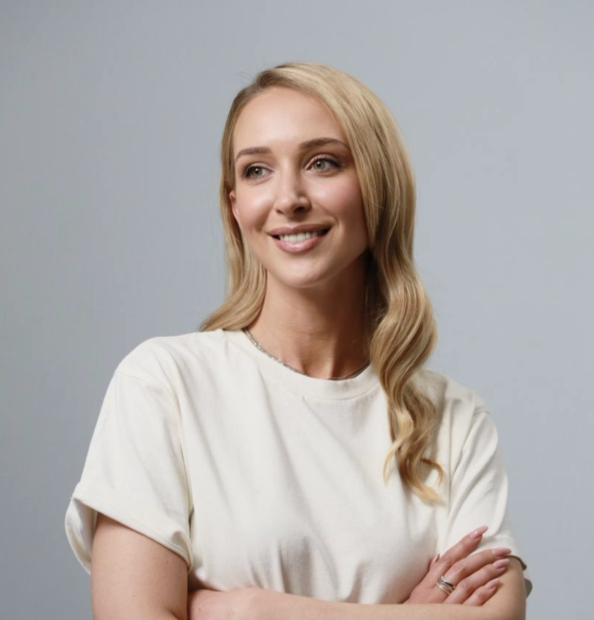 Анна Иванова