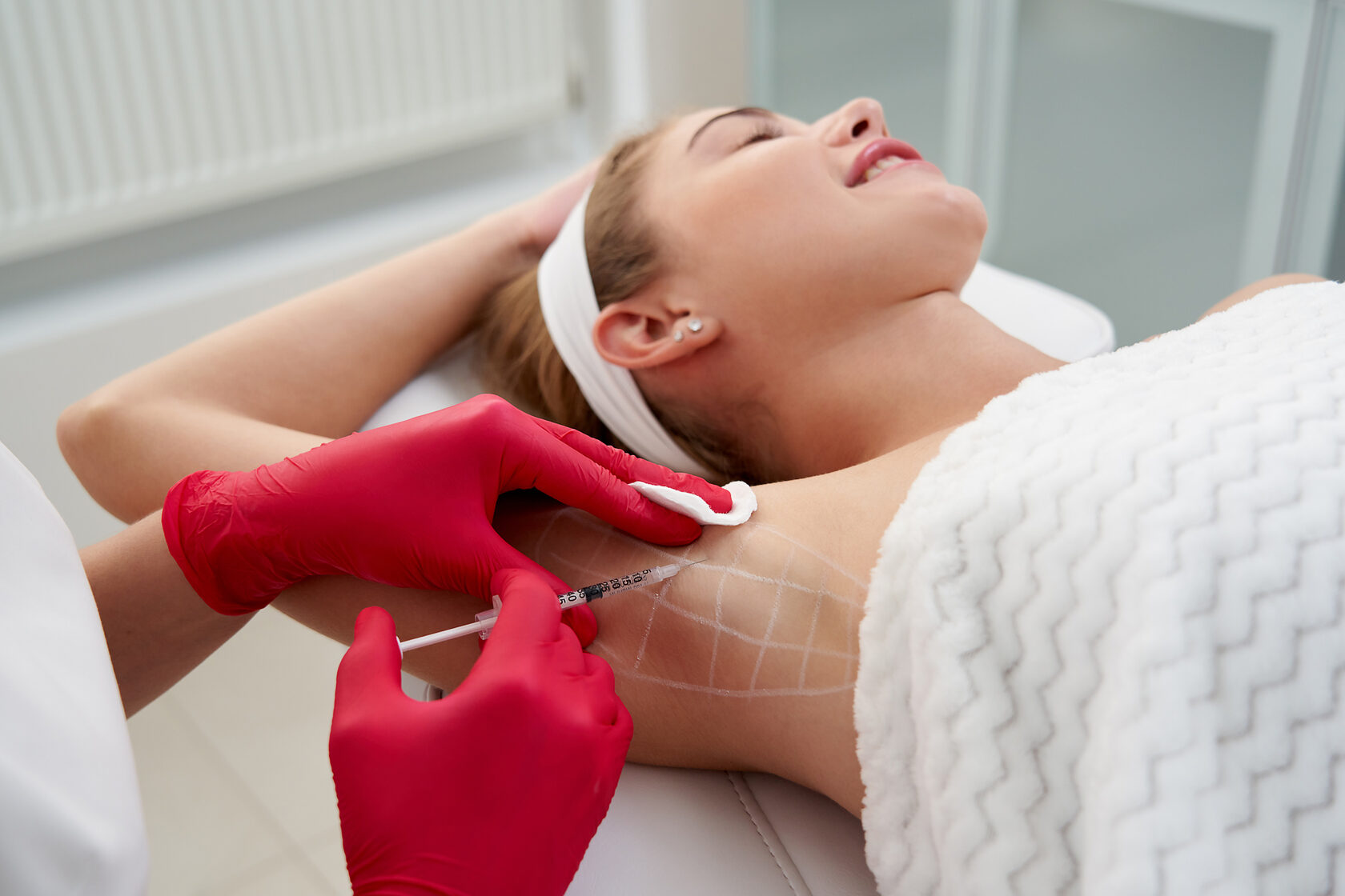 лечение гипергидроза