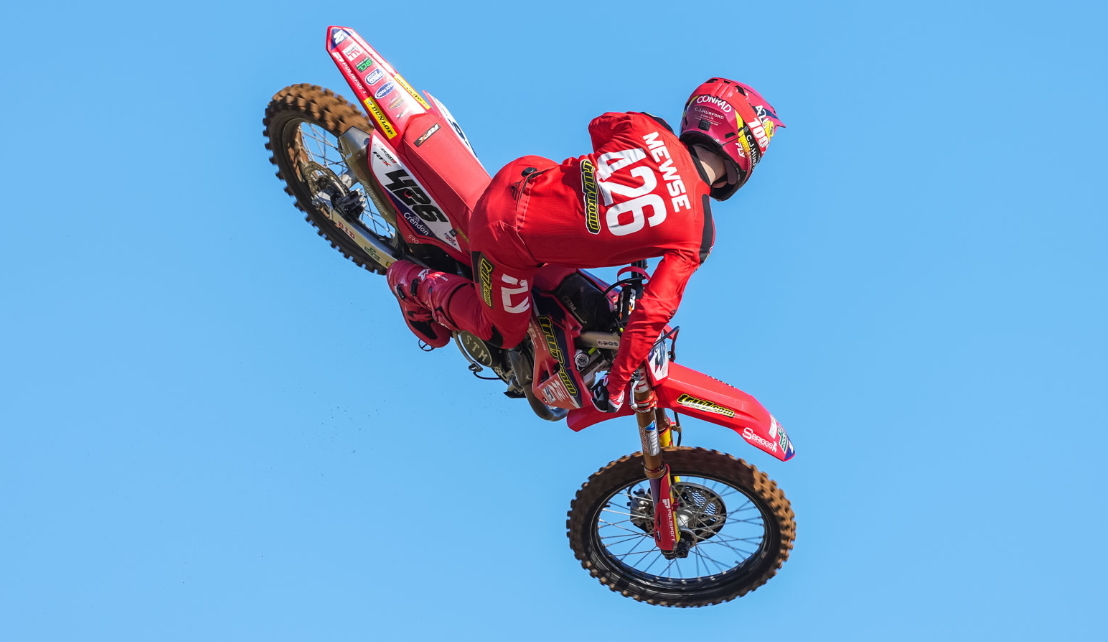 Чемпионат Великобритании 2025: Победный дубль Конрада Мьюза