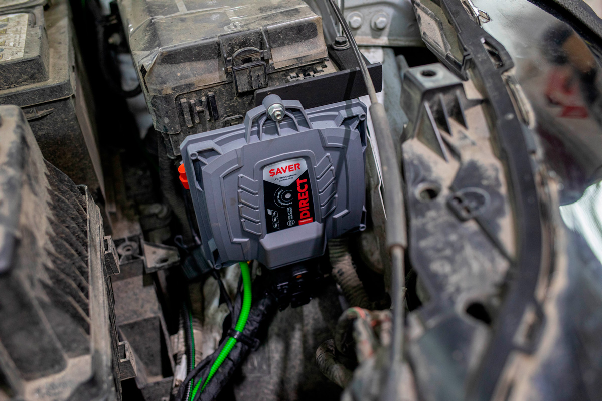 Электронный блок управления SAVER DIRECT R OBD для автомобилей с непосредственным впрыском топлива и 4-цилиндровым двигателем