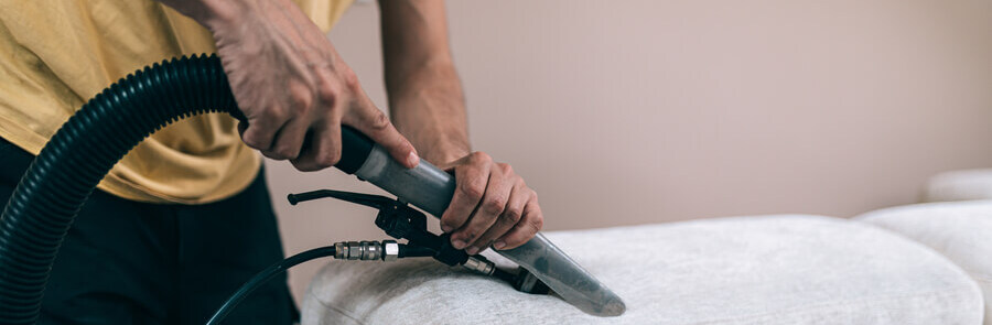 Химчистка мягкой мебели на дому в Москве заказать чистку дивана цена от ...