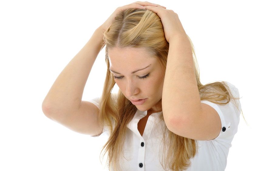 Болит макушка головы: причины, что делать?