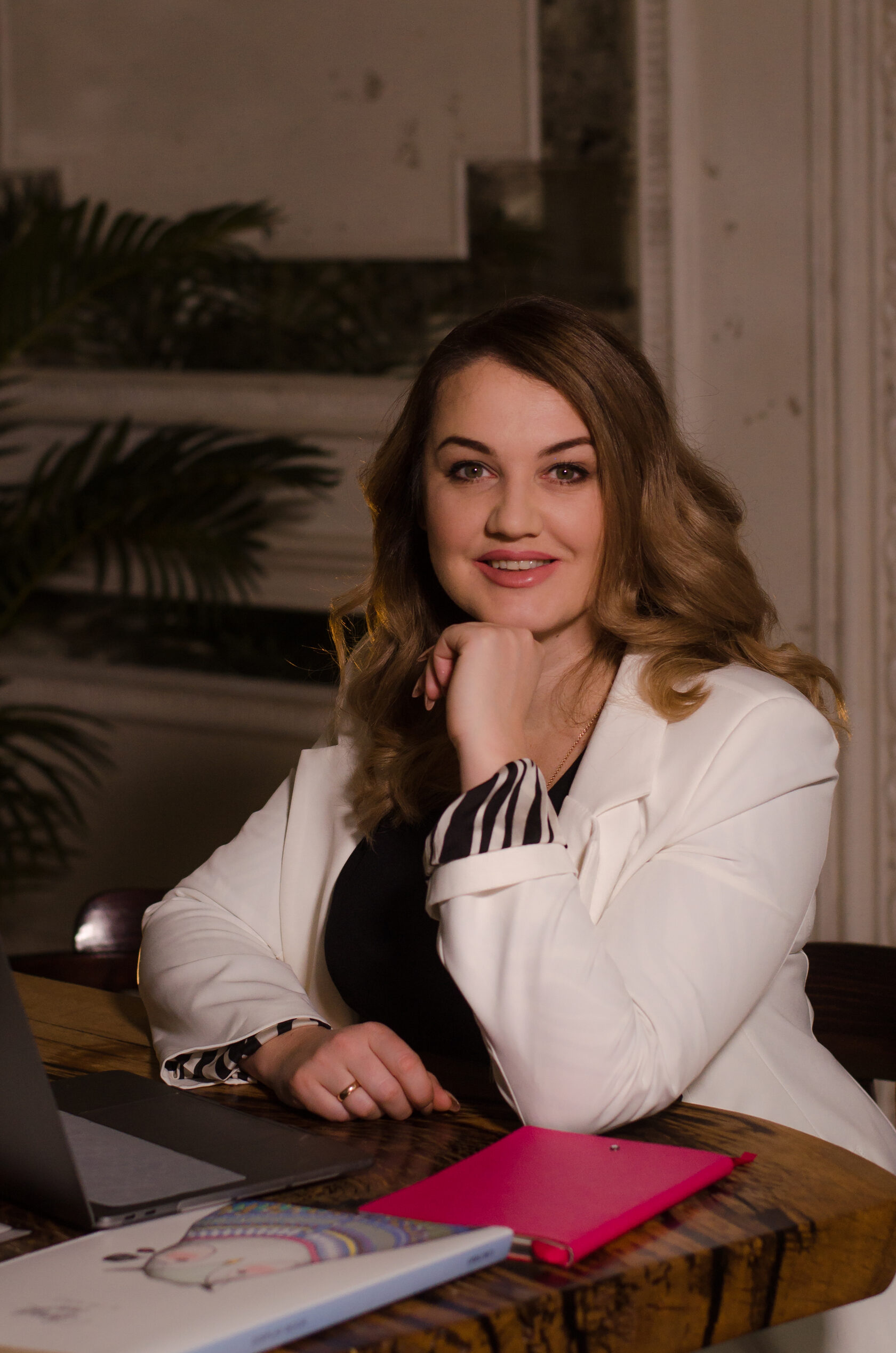 Юлия Дубинина — адвокат, автор курса «Алименты от А до Я»