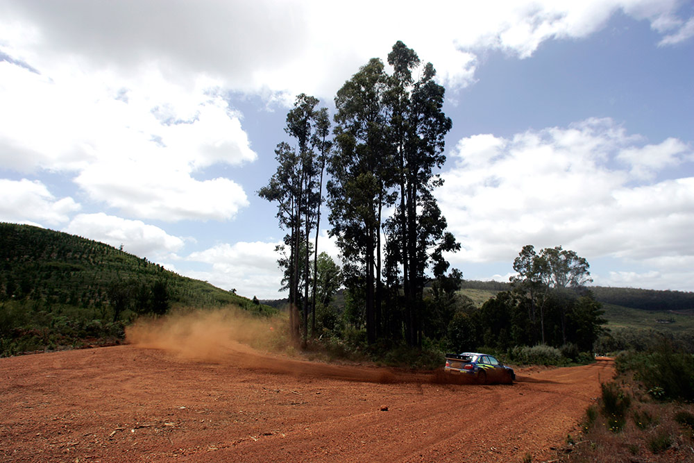 Петтер Сольберг и Фил Миллз, Subaru Impreza S10 WRC '04 (555 WRC), ралли Австралия 2004