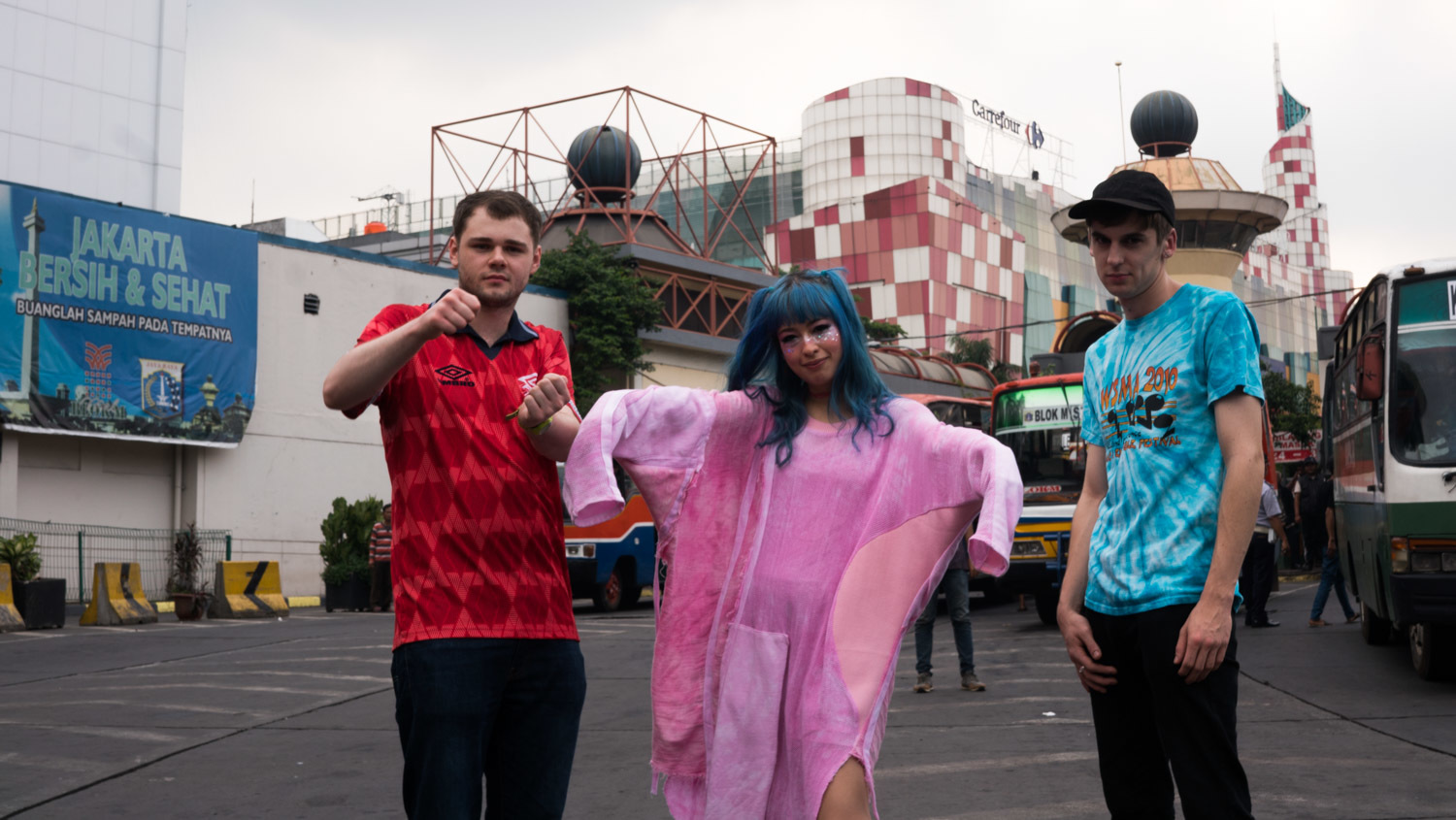 Песня kero kero bonito. Группа Kero Kero bonito. Time 'n' place Kero Kero bonito. Kero Kero bonito Death Grips.