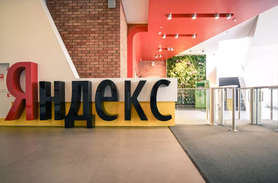 E’PEOPLES — это место где каждый может получить помощь безвозмездно для своего бизнеса, создать и внедрить сайт, оформить дизайн поддержку, запустить современный отдел продаж, заняться управлением своей репутацией в Яндексе и начать бизнес без вложений в 2024