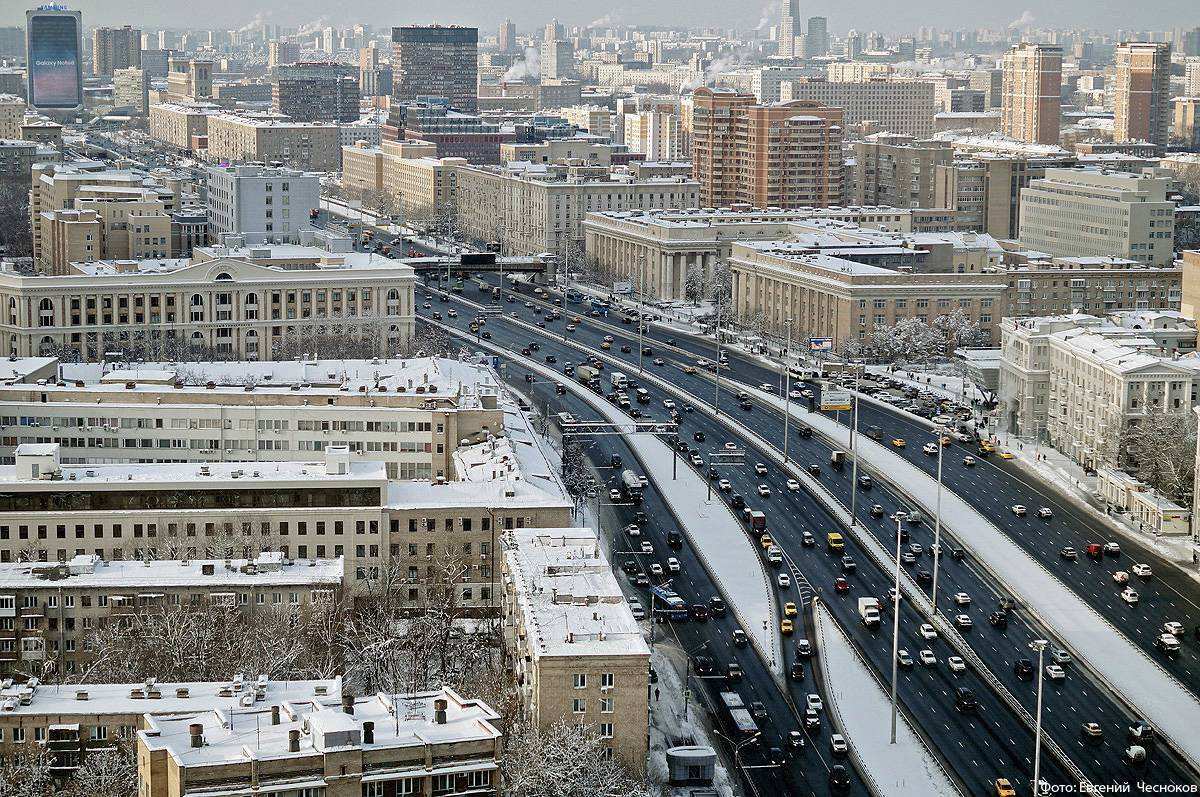 Про Ленинградский проспект