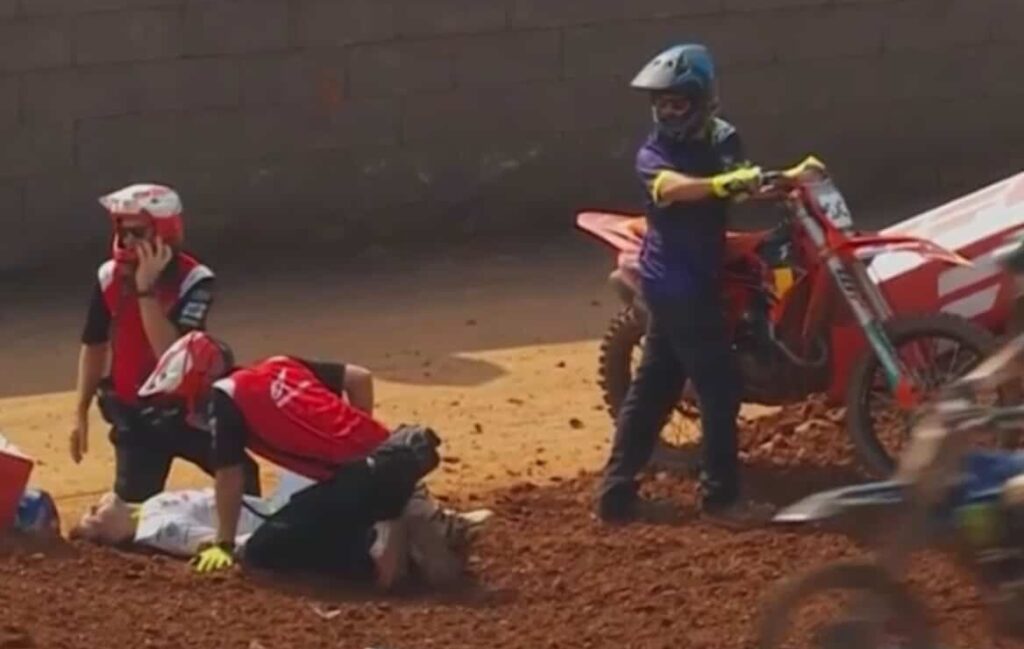 ыла ли трасса SMX в Шарлотте слишком опасной?