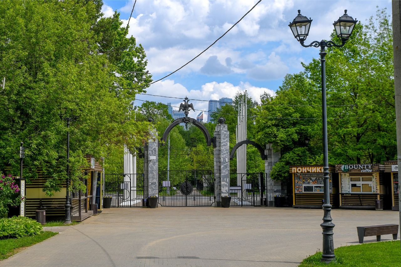 Парки города москвы фото 6 августа в парке "Фили" состоится оздоровительная прогулка для лиц старшего пок