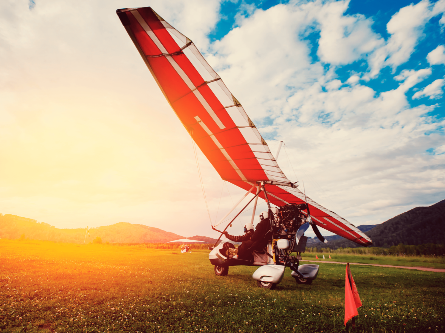 фото нанесения макияжа на лицо девушки 