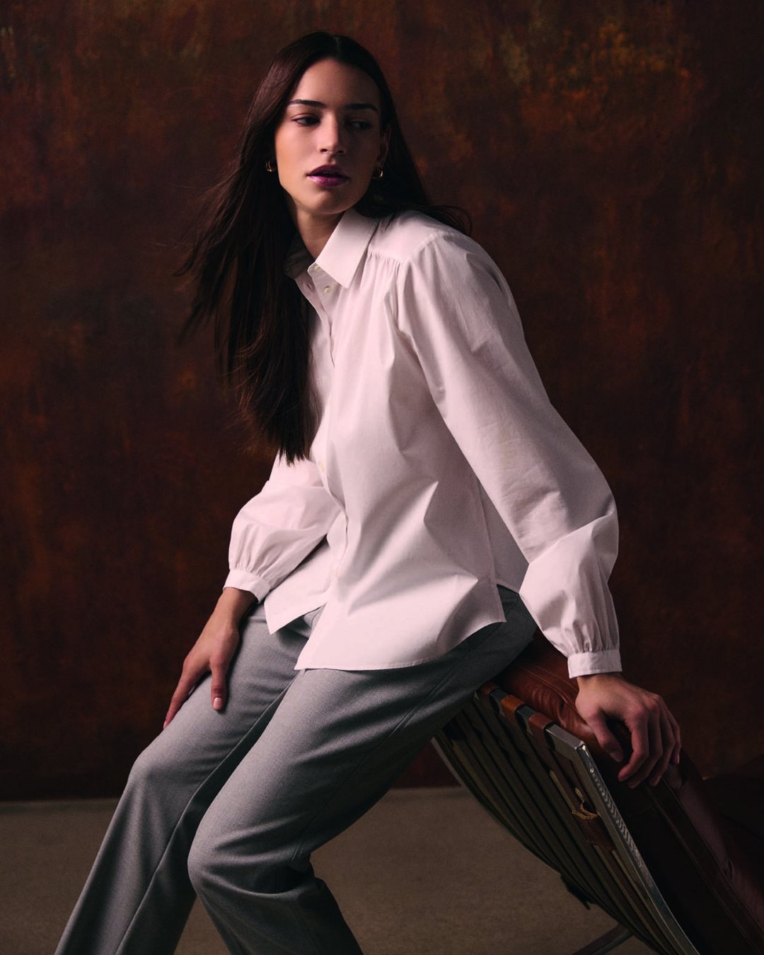 Zanetti 1965 Autunno-Inverno 2026-27: camicia bianca e pantaloni grigi