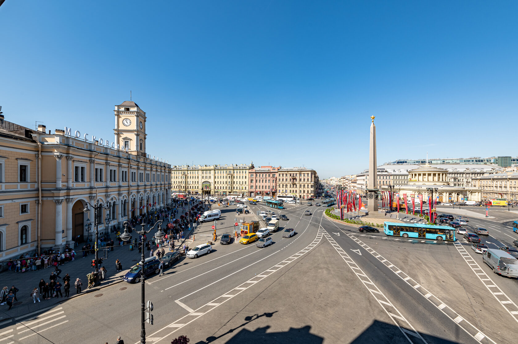 метро восстания санкт петербург