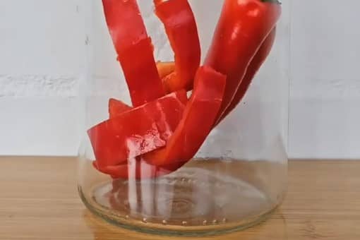 Приготовление перцовки на водке в домашних условиях: шаг 1