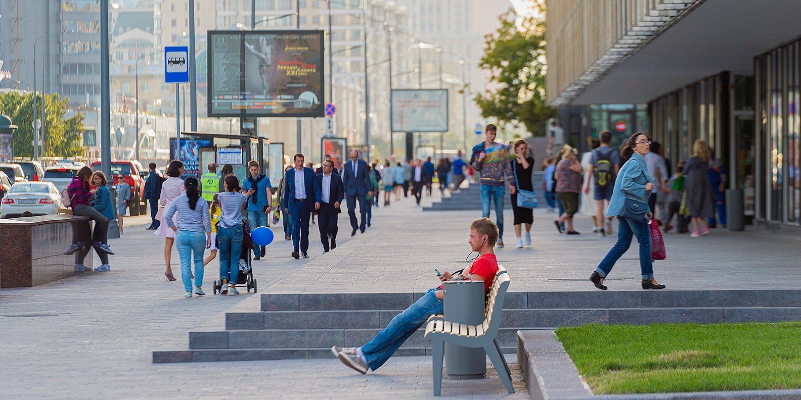 Новый арбат улицы москвы. Улица новый Арбат Москва. Новый Арбат реконструкция. Новый Арбат благоустройство. Новый Арбат пешеходная улица.